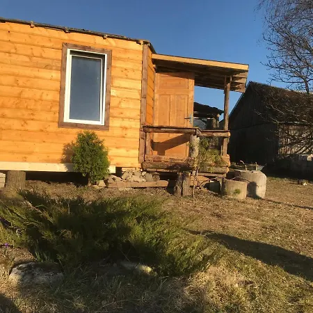 Sillaotsa Camp مكان تخييم *