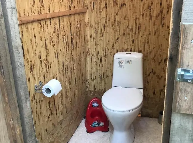 Sillaotsa Camp مكان تخييم *