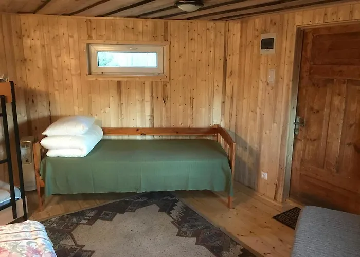 مكان تخييم Sillaotsa Camp بايده